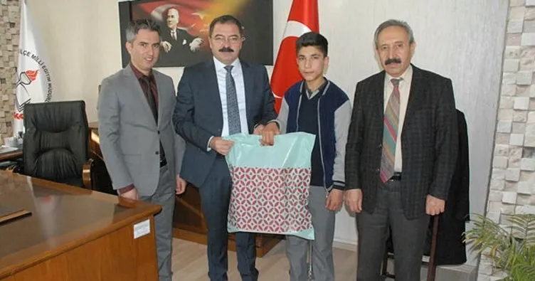 Vanlı öğrenciden Türkiye birinciliği