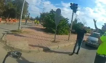Halk koşusu nedeniyle yolu kesilen araç sürücüleri, koşucuları tartaklayıp hakaret etti #adana