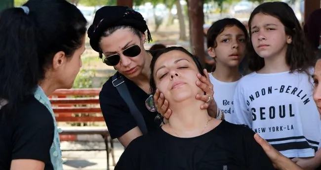 Adana'da havuzda ölen Deniz toprağa verildi! Ailesi sinir krizleri geçirdi!  - Son Dakika Haberler