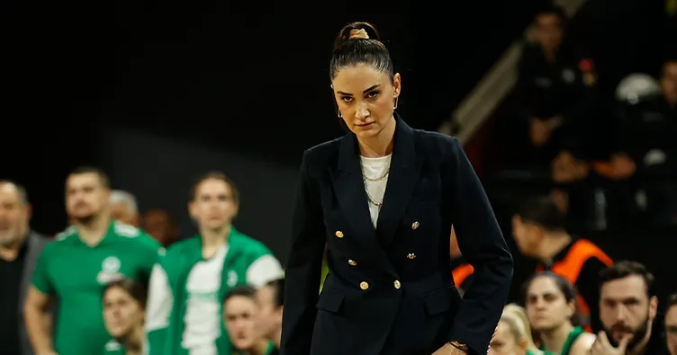 Panathinaikos, Selen Erdem ile uzattı!