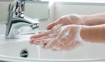 Uzmanından sık yıkanan eller için nemlendirici kullanılması önerisi