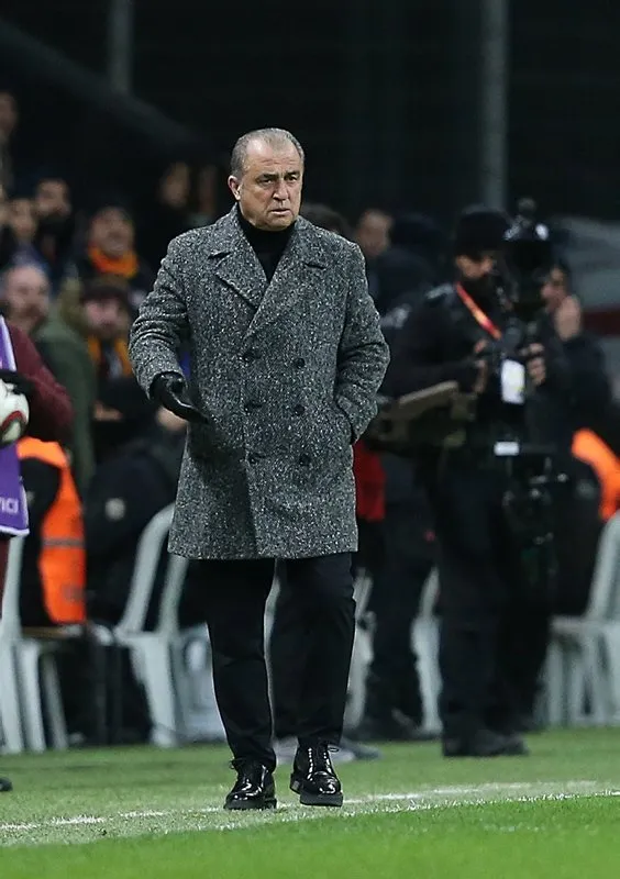Fatih Terim Den Taraftarlari Sevindiren Hareket Galeri Spor