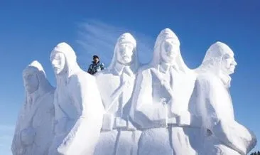 Kardan şehit heykelleri