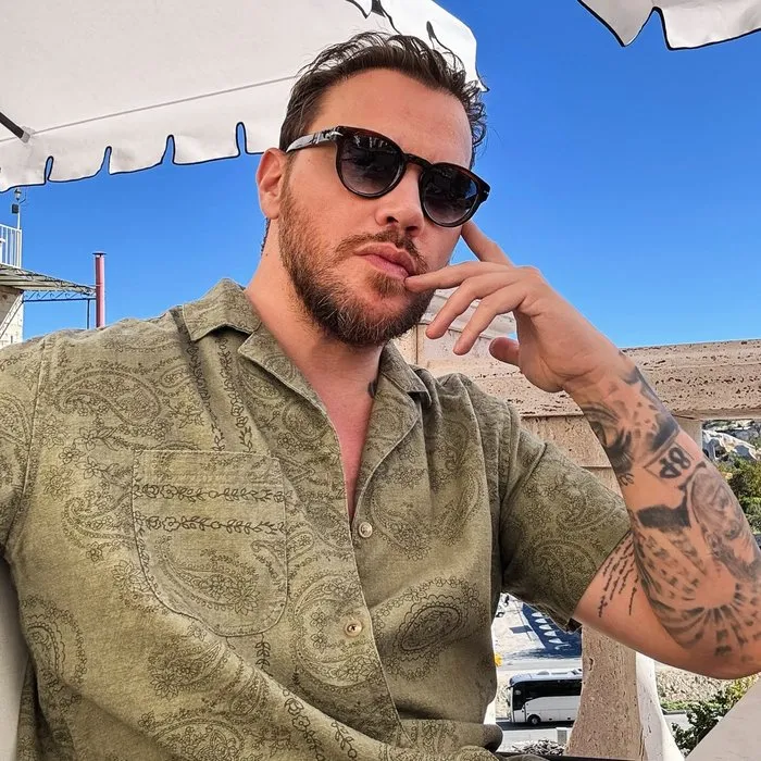 8 milyonluk ev yeni aşkın sinyali mi? Sinan Akçıl’dan sürpriz evlilik itirafı: Tapuyu evleneceğim birisine vereceğim demiştim...