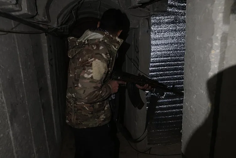 Suriyeli muhalifler PKK tünellerini tarıyor! Tel Rıfat’ın altında büyük şebeke: Gizli odalar keşfedildi