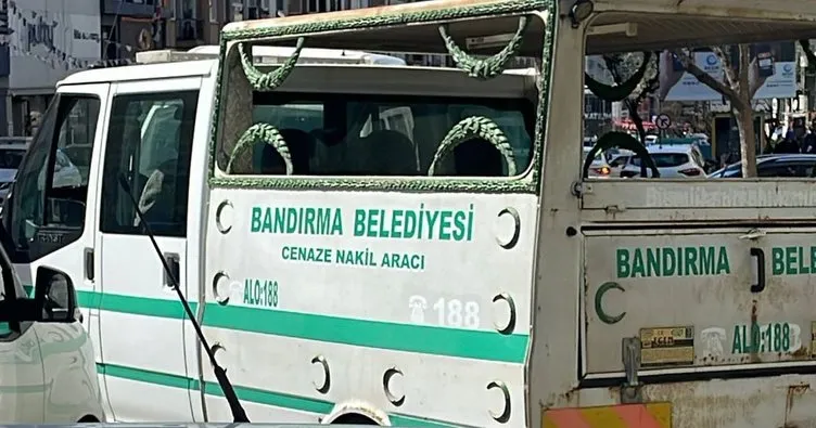 Bandırma’da cam silerken 6. kattan düşen kadın hayatını kaybetti