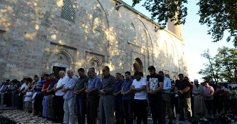 Hangi Vakitlerde Kaza Ve Nafile Kilinmaz En Son Haber