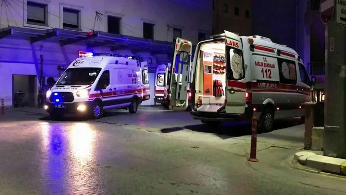 Silahlı kavgada vurulan genç hastanede hayatını kaybetti: 5 gözaltı