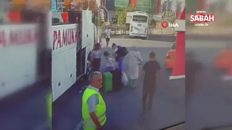 Öfkeli kadın, taksi bulamayınca durak çalışanına böyle kafa attı | Video