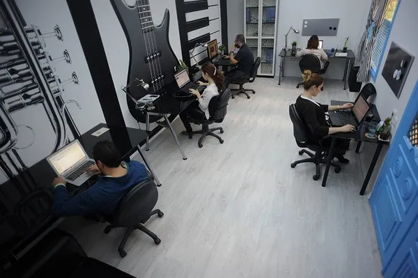 Bu ofis Amerika'da değil Bursa'da