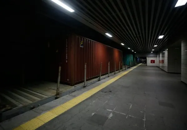İstanbul'da tarihi an! Marmaray'ı kullanarak Avrupa'ya geçti