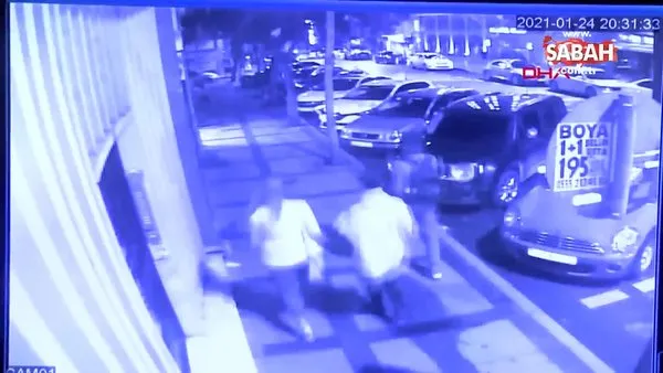 Beşiktaş'ta dehşet dolu dakikalar: Kağıt toplayıcısı 3 kişiyi bıçakladı | Video