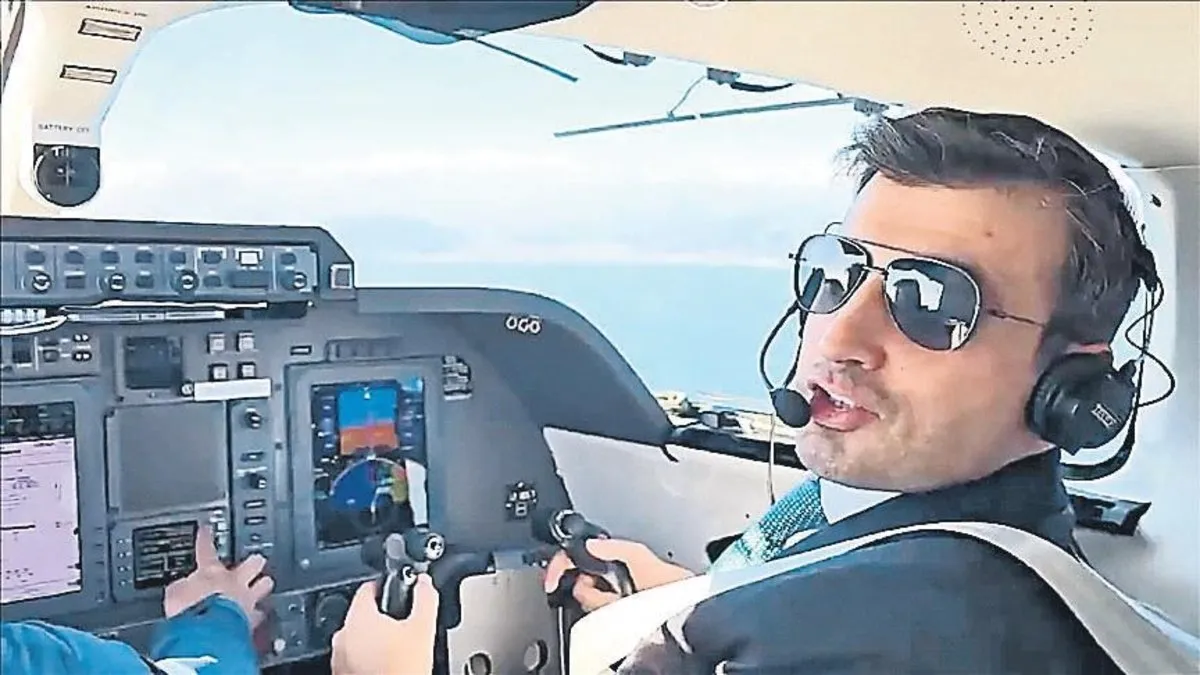 Bayraktar pilot koltuğunda