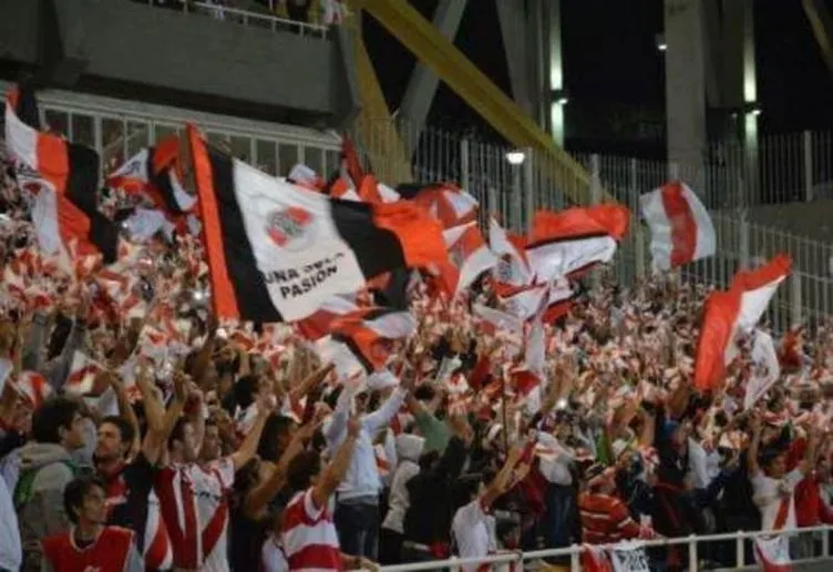 River Plate-Boca Juniors maçında bayrak rekoru