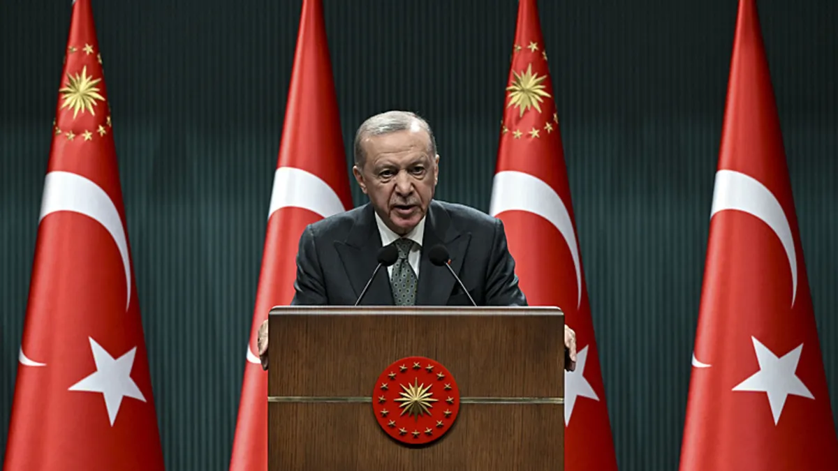 SON DAKİKA | Başkan Erdoğan duyurdu! 25 bin yeni öğretmen ataması yapılacak SON DAKİKA | Başkan Erdoğan duyurdu! 25 bin yeni öğretmen ataması yapılacak