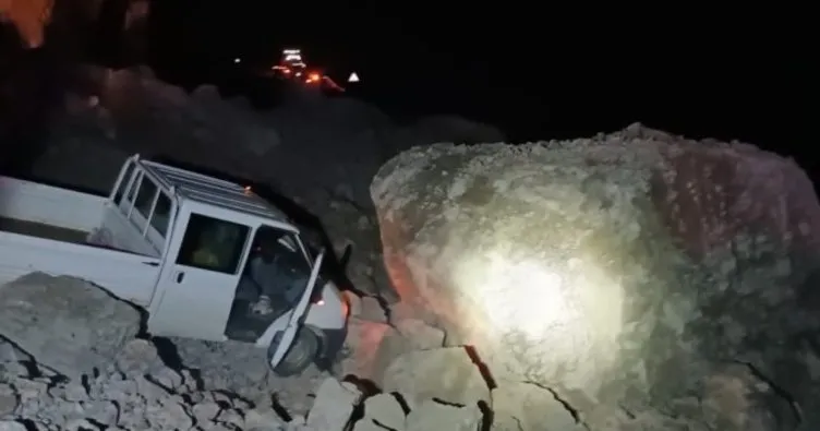 Hakkari-Çukurca yolu ulaşıma kapandı