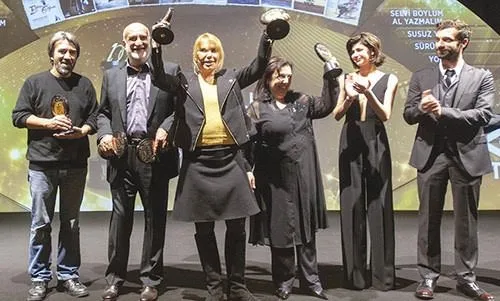 Türkiye sinemasının ’En İyi 10’ları’ ödüllendirildi