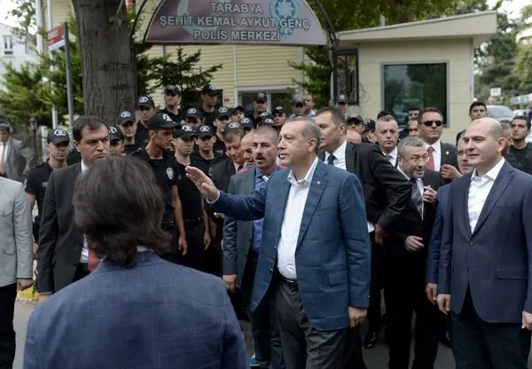Cumhurbaşkanı Erdoğan İstanbul'da bayram namazı kıldı