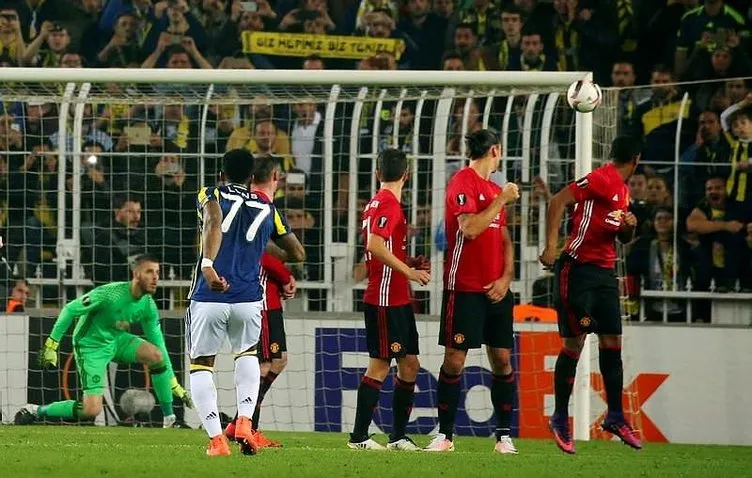 Fenerbahçe - Manchester United maçı Twitter’ı salladı