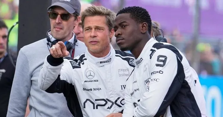 Brad Pitt’in yüzüne tükürdü