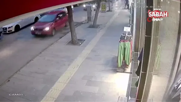 Şahsın kadınları cadde ortasında taciz ettiği anlar kamerada | Video