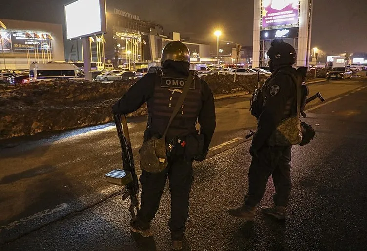 Rusya’nın başkenti Moskova’da katliam! Konser salonu baskınında ölü sayısı artıyor: Dehşet veren saldırıda oklar orayı gösterdi!