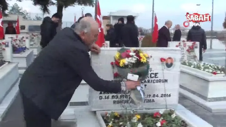 Şehitlikte yürek sızlatan doğum günü notu: “Doğum günün kutlu olsun cennet gülüm” | Video