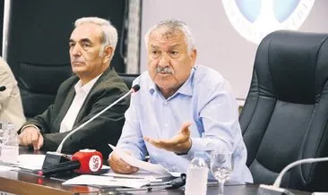 Adana Büyükşehir Belediye Başkanı Zeydan Karalar 2500 işçiyi kovdu şimdi yenilerini alıyor