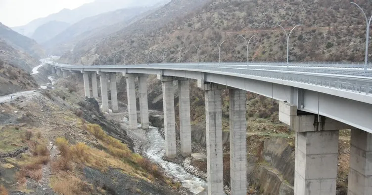 Bölgenin en büyük köprüsü Bitlis Çayı Viyadüğü açılışa hazır