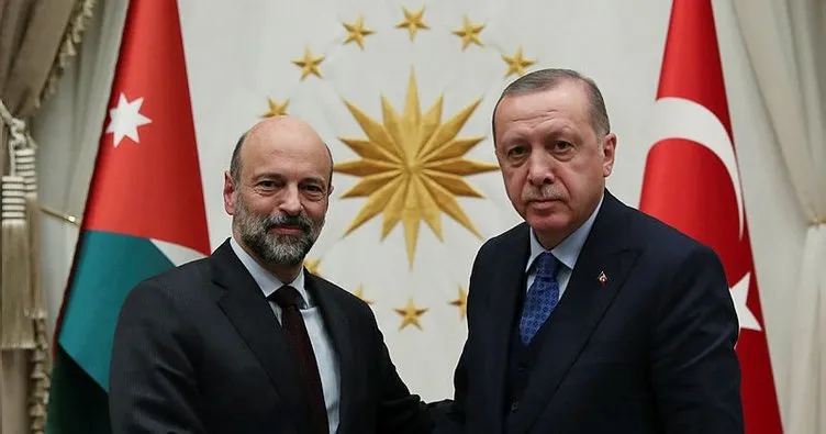 Başkan Erdoğan’ın Ürdün Başbakanı ve Savunma Bakanı Ömer er-Rezzaz’ı kabul etti