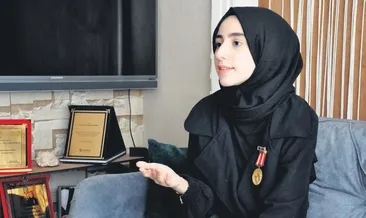 Sırtımda gururla taşıdığım bir iz var