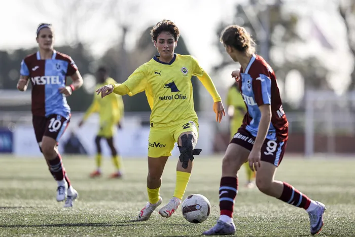 futbol-turkcell-kadin-futbol-super-ligi-1702214898385.jpg