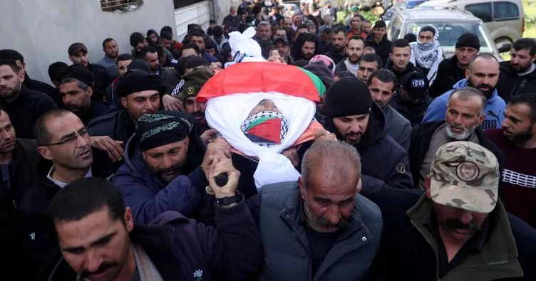 Katil İsrail Batı Şeria’da 2 Filistinliyi öldürdü