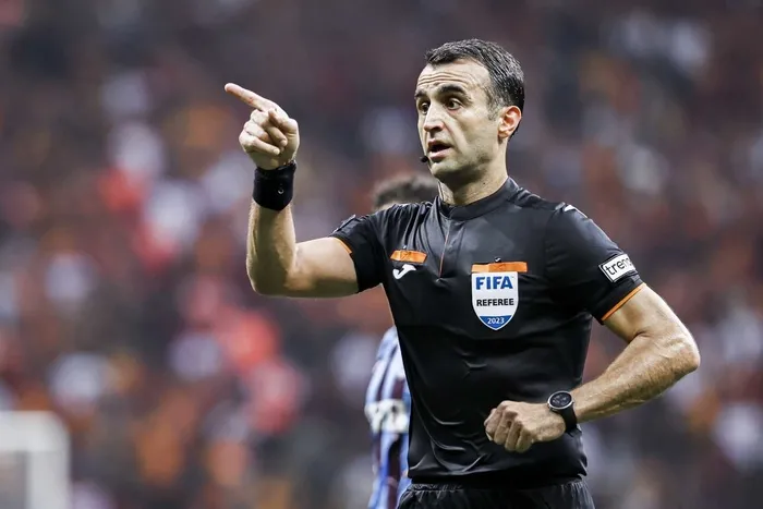 son-dakika-haberi-besiktas-galatasaray-derbisinin-hakemi-aciklandi-tffden-flas-karar-1742997993119.jpeg