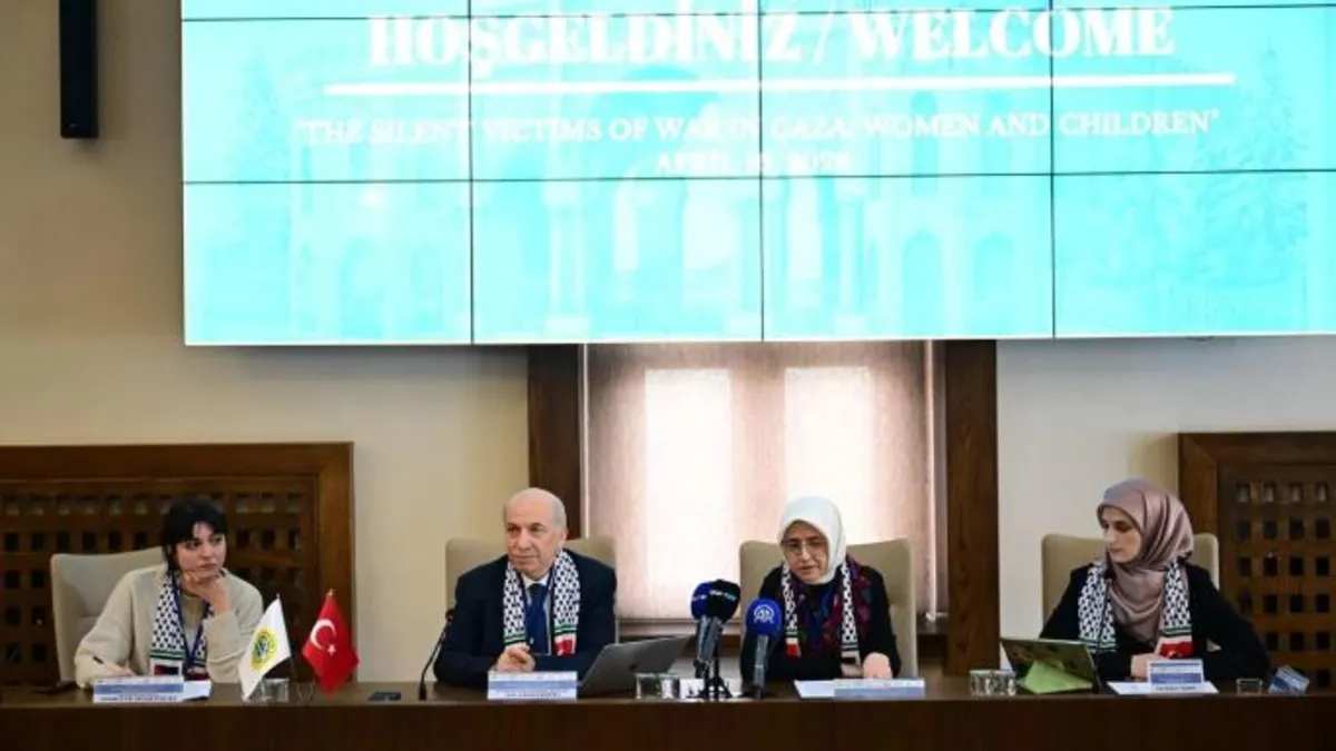 “Gazze’de savaşın sessiz mağdurları: Kadınlar ve Çocuklar” paneli düzenlendi “Gazze’de savaşın sessiz mağdurları: Kadınlar ve Çocuklar” paneli düzenlendi
