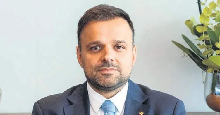 Turkcell’in yeni CEO’su Ali Taha Koç