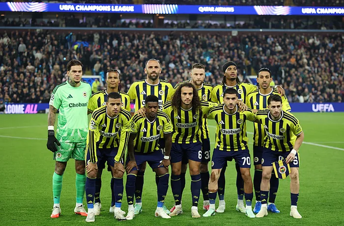 canli-aston-villa-fenerbahce-maci-karsilasmada-ilk-yari-oynaniyor-1792005119062.jpeg