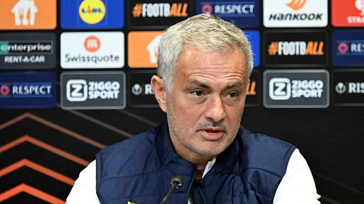 FENERBAHÇE HABERLERİ: Mourinho; Everton'a gitmiyor, aklı Fenerbahçe'de