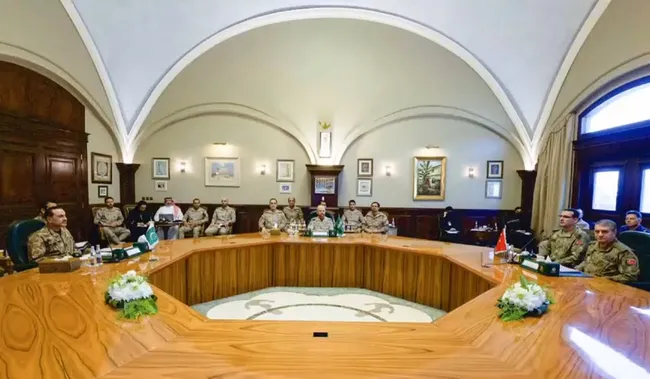son-dakika-kabine-baskan-erdogan-liderliginde-kritik-gundemle-toplaniyor-masada-terorsuz-turkiye-ve-fon-magdur-1790498192390.jpg (1200×700)