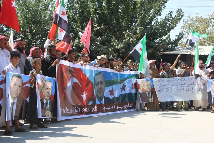 Suriye'de Türkiye'ye teşekkür yürüyüşü