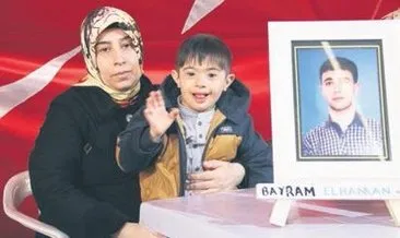 Mücadelesini kucağında oğlu ile sürdürüyor #diyarbakir