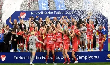 Turkcell Kadın Futbol Süper Ligi şampiyonu Ankara Büyükşehir Belediyesi FOMGET oldu