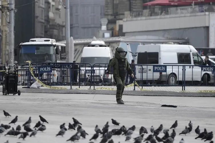 Taksim’de polis noktasına ateş açıldı