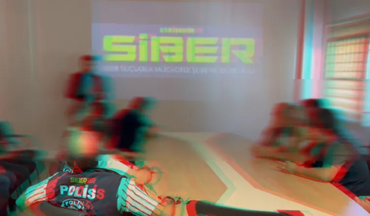 Eskişehir’de 2,5 milyar TL’lik dolandırıcılık operasyonu: Sayısız SIM kart, banka ve kredi kartları!