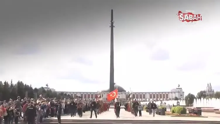 Kızıl Meydan'da mehter sesleri