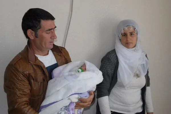 Bebeklerine 'Evet' adını verdiler