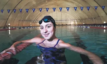 Merve kulaçlarını madalya için atıyor