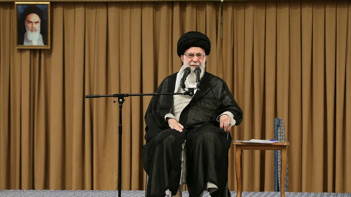 SON DAKİKA! İran'dan flaş açıklama: Hamaney güvenli bölgeye götürüldü