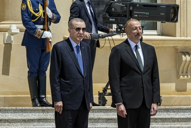 Başkan Erdoğan ile Aliyev ayakta alkışlamıştı! Azerin’den duygulandıran sözler: Orada alkışlanan şehitlerimizdi