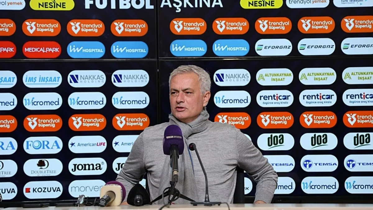Jose Mourinho'dan çarpıcı göndermeler!